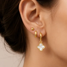 گوشواره استیل رنگ ثابت سه جفتی کدgar220 گالری زیور آلات آوآرین