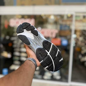 کتانی نیوبالانس 1064 سفید نقره ای بزرگپا کد 545400