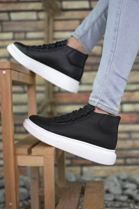 بوت و نیم بوت مردانه ریکن riccon