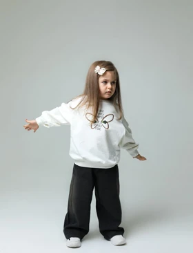 ست بلوز شلوار جین دخترانه رنگ سفید 3840