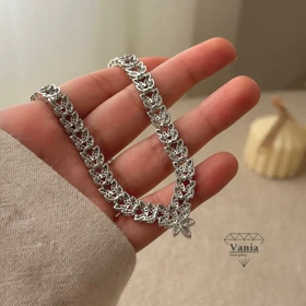 گردن‌بند کوپر ویکتوریا