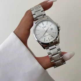 ساعت کاسیو قطر 30mm صفحه سفید بند سیلور کادو طوری