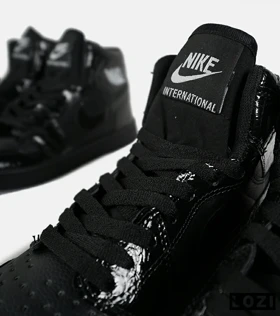 کفش کتانی مردانه و زنانه ساق‌دار مشکی NIKE jordan 1