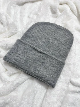 کلاه بافت طوسی رگه دار