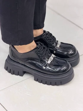 لوفر wang نگینی