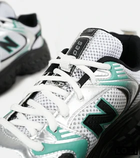 کفش کتانی مردانه و زنانه سفید سبز مشکی NEW BALANCE 530 V02