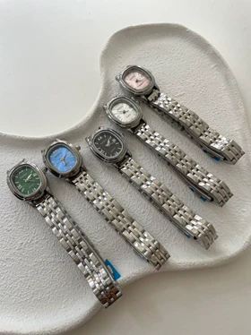 ساعت نایدو بیضی