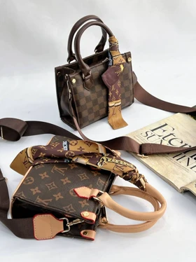 کیف پاسپورتی ال وی گلدوزی 3472