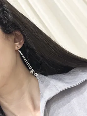 گوشواره مکعب نگین‌دار