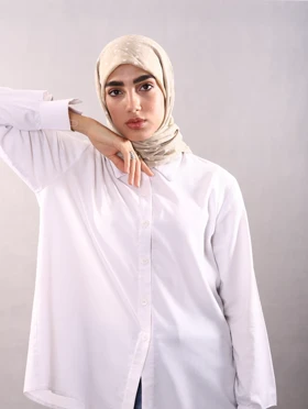 روسری وال نخی ژاکارد خال‌خالی کرم