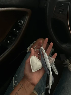 آویز کیف شیک طرح قلب و کلید، یک اکسسوری خاص