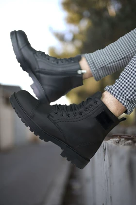 بوت و نیم بوت مردانه ریکن riccon