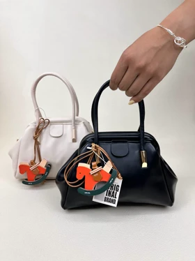 کیف زنانه پاسپورتی دستی دهنه اهرمی هرمس HERMES کد 1593