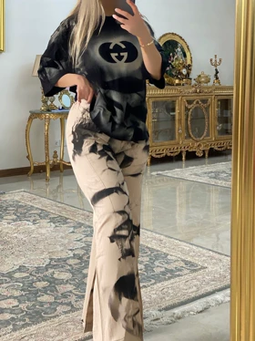 تی‌شرت و شلوار اسپرت