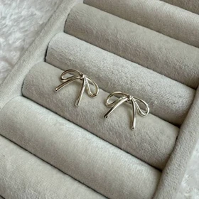 گوشواره نقره ای پاپیون