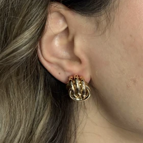 گوشواره طرح گره طلایی