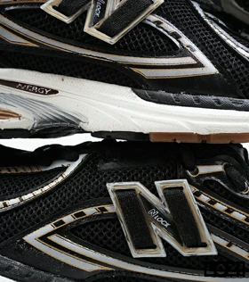 کفش کتانی مشکی طلایی Newbalance 1906R