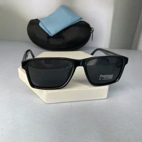 عینک آفتابی پرادا کد HC 52009 (فریم مشکی)