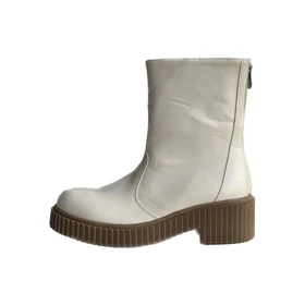 کفش نیم بوت زنانه مدل Stradivarius Flat Ankle Boots - BTCr96