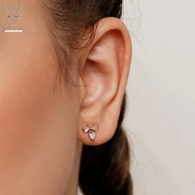 گوشواره الماس پاپیونی ژوپینگ