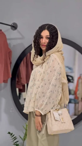 شومیز طرح‌دار