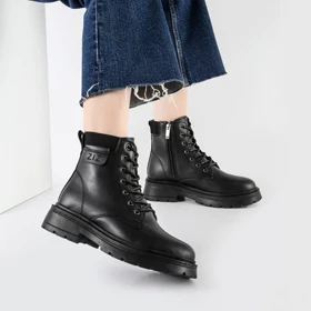 بوت و نیم بوت زنانه و دخترانه مدل ZIZ بندی بغل زیپ رنگ مشکی کد M591