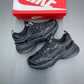 کفش نایک وومرو 5 مشکی Nike Vomero 5 Black