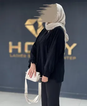 مانتو جلوبسته
