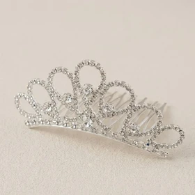 تاج مو زنانه جواهری ظریف نگین‌دار مدل تالیرئا نقره‌ای