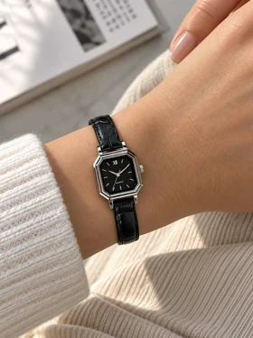 ساعت مچی زنانه مربع چرمی کد W460