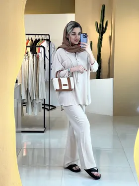 ست شومیز_شلوار کرم