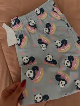 تی‌شرت فاق بلند برمودا نخ و پنبه h&m