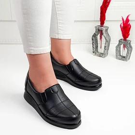 کفش طبی زنانه باران مدل 9696