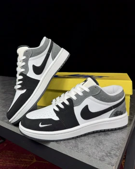 کتانی جردن وان استاسی