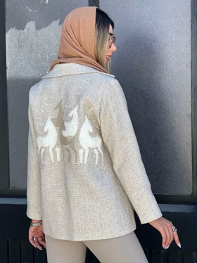 کت صحرا در سه رنگ جذاب