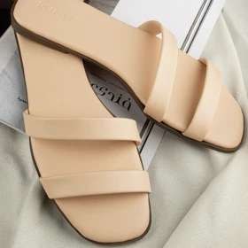 صندل زنانه شوبویز مدل نلی