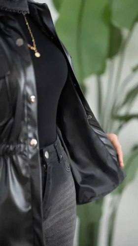 3743-پالتو چرم نیل