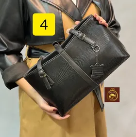کیف زنانه دوشی و دستی مارک