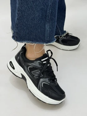 نیوبالانس "بولتونا" 530