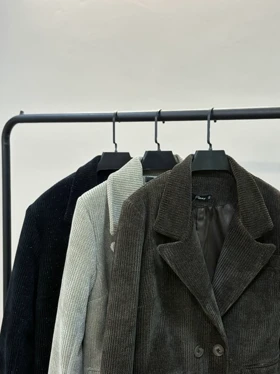 کت لمزور شایندار 1669