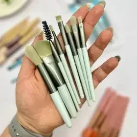 پک براش آرایشی 8 تیکه مینی طلق‌دار بدون ریزش