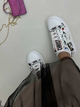 ونس گل‌دار DIOR