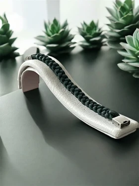 دستبند چرم طبیعی مدل بافتی کد 3335011