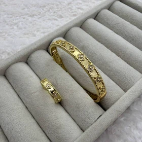 ست بنگل و انگشتر ونکلیف نگیندار