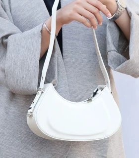 کیف زنانه هلالی طرح آیریس