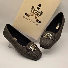 کالج مایکل کورس