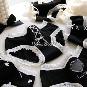 شورت مشکی قلبی ( سایز 38 الی 42)