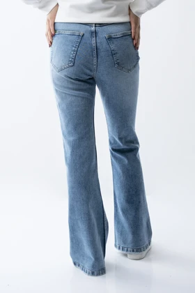 شلوار جین بوت کات زنانه