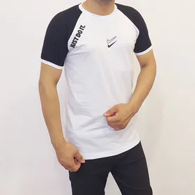 تیشرت مردانه نایک NIKE رنگ سفید مشکی آسیتن کش
