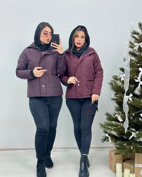 کاپشن طرح‌دار